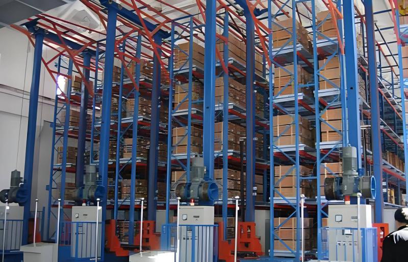 一機(jī)多庫(kù)制冷系統(tǒng)：一臺(tái)壓縮機(jī)滿足多元庫(kù)溫需求